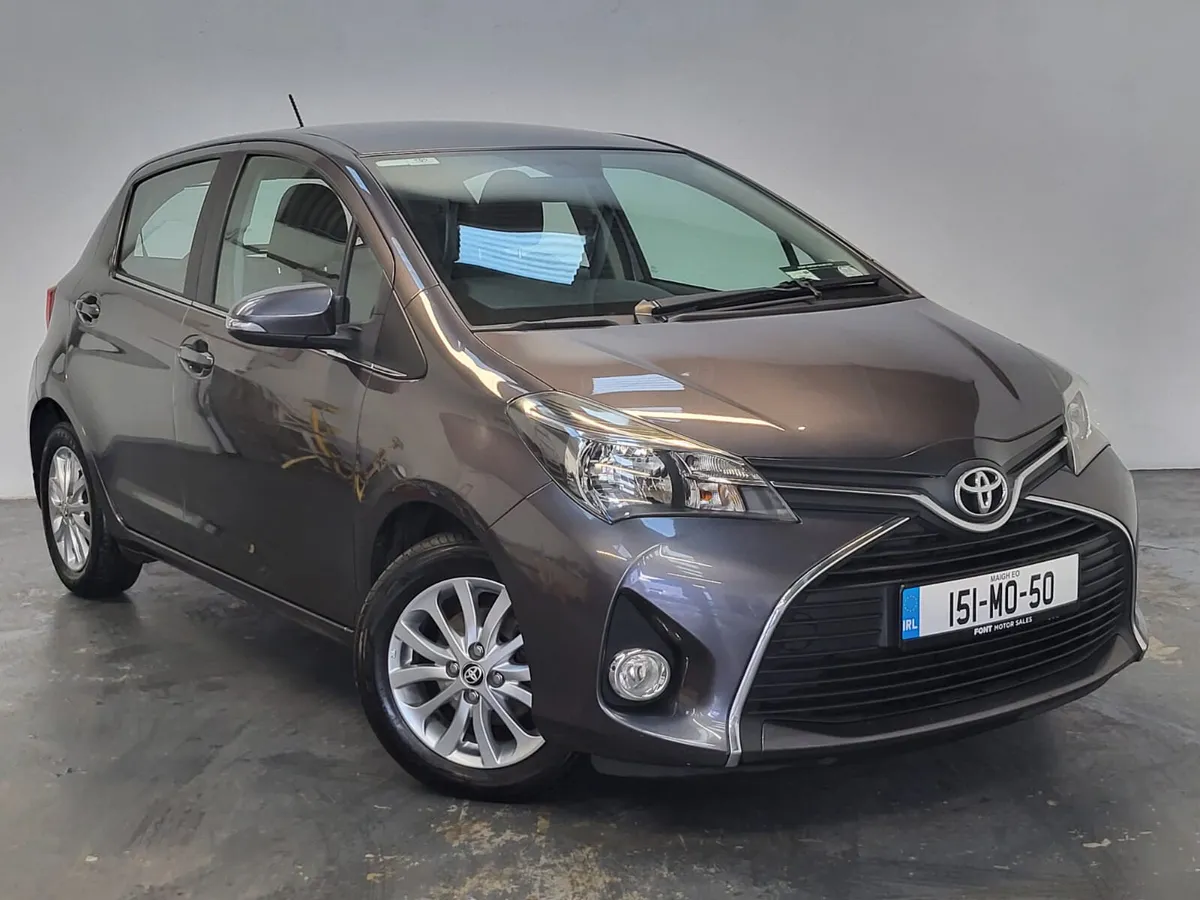 151 Toyota Yaris 1.0 SOL - CAMERA - HIGH SPEC - Image 3