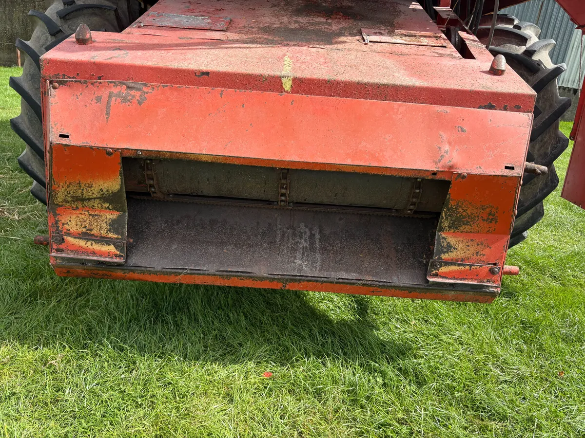 Deutz Fahr M1320 Combine - Image 3
