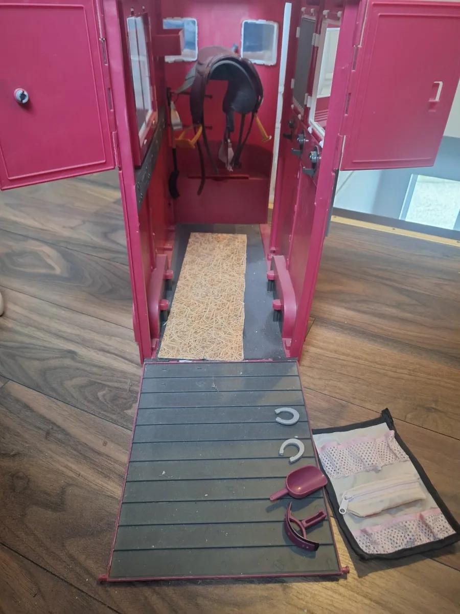 Our Generation Horse box, jeep and horse - Image 4