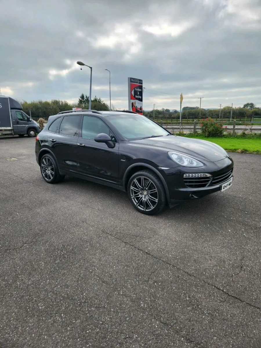 2012 porsche cayenne - Image 3