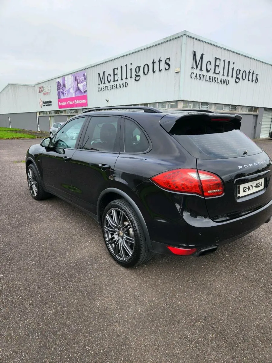 2012 porsche cayenne - Image 4