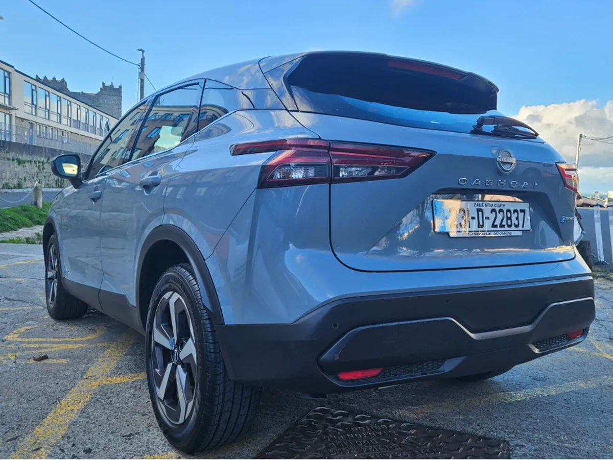 Nissan Qashqai EPOWER SV 4DR AUTO - Image 4