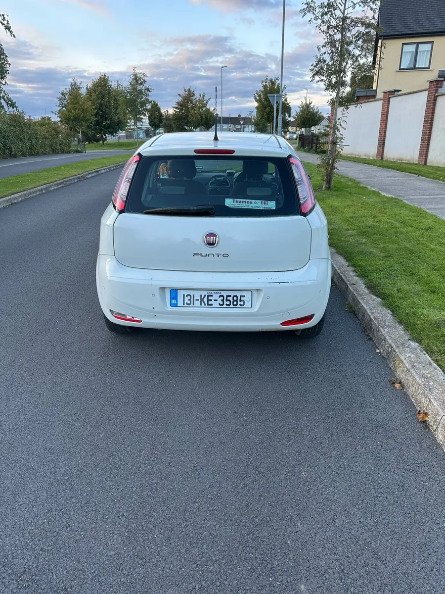Fiat Punto 1.2L 2013 - Image 1