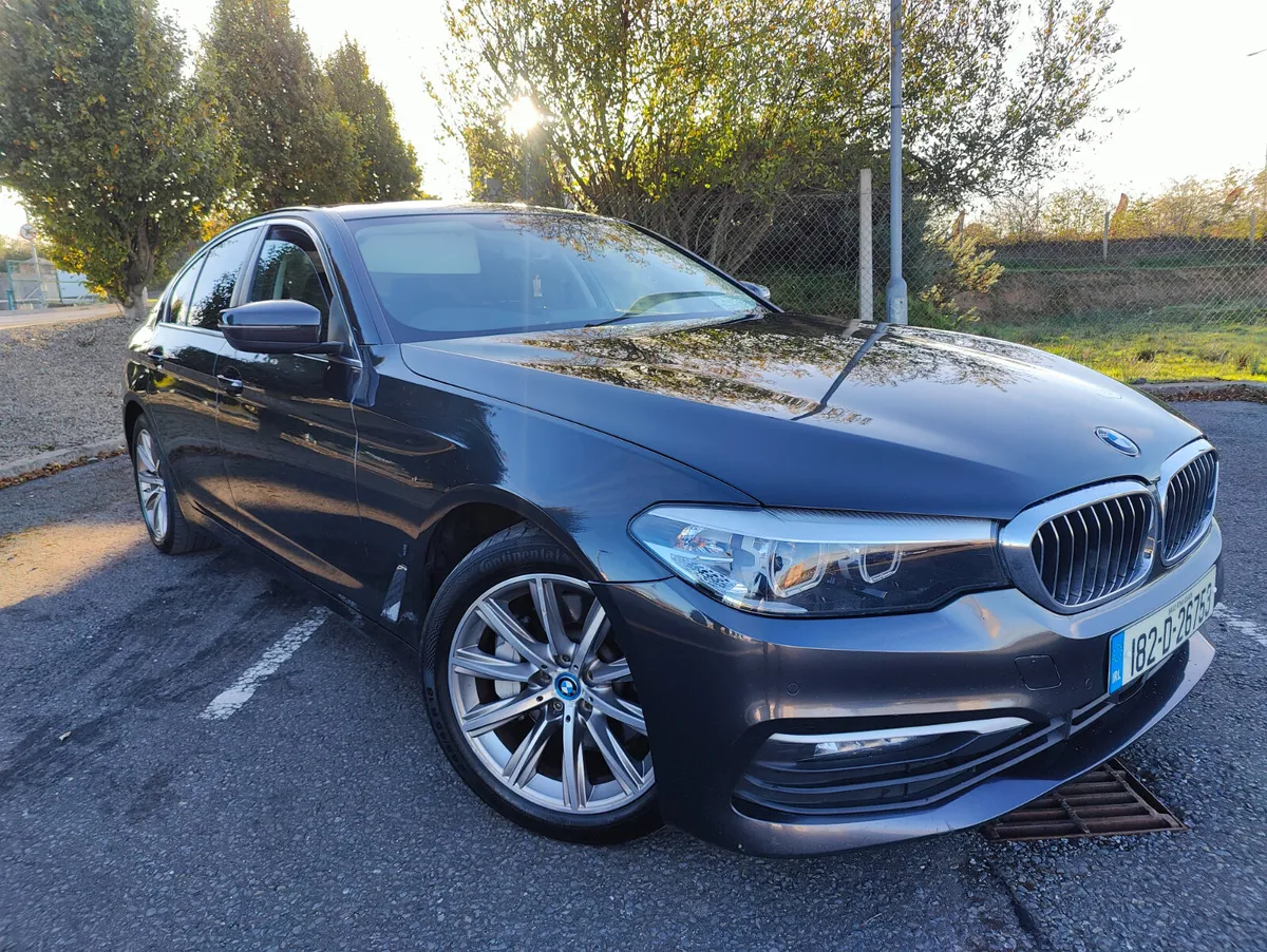 BMW 5-Series 2018 530E - Image 2