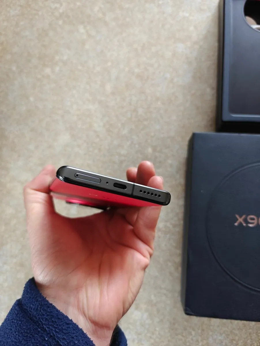 Vivo x90 Pro Plus - Image 3