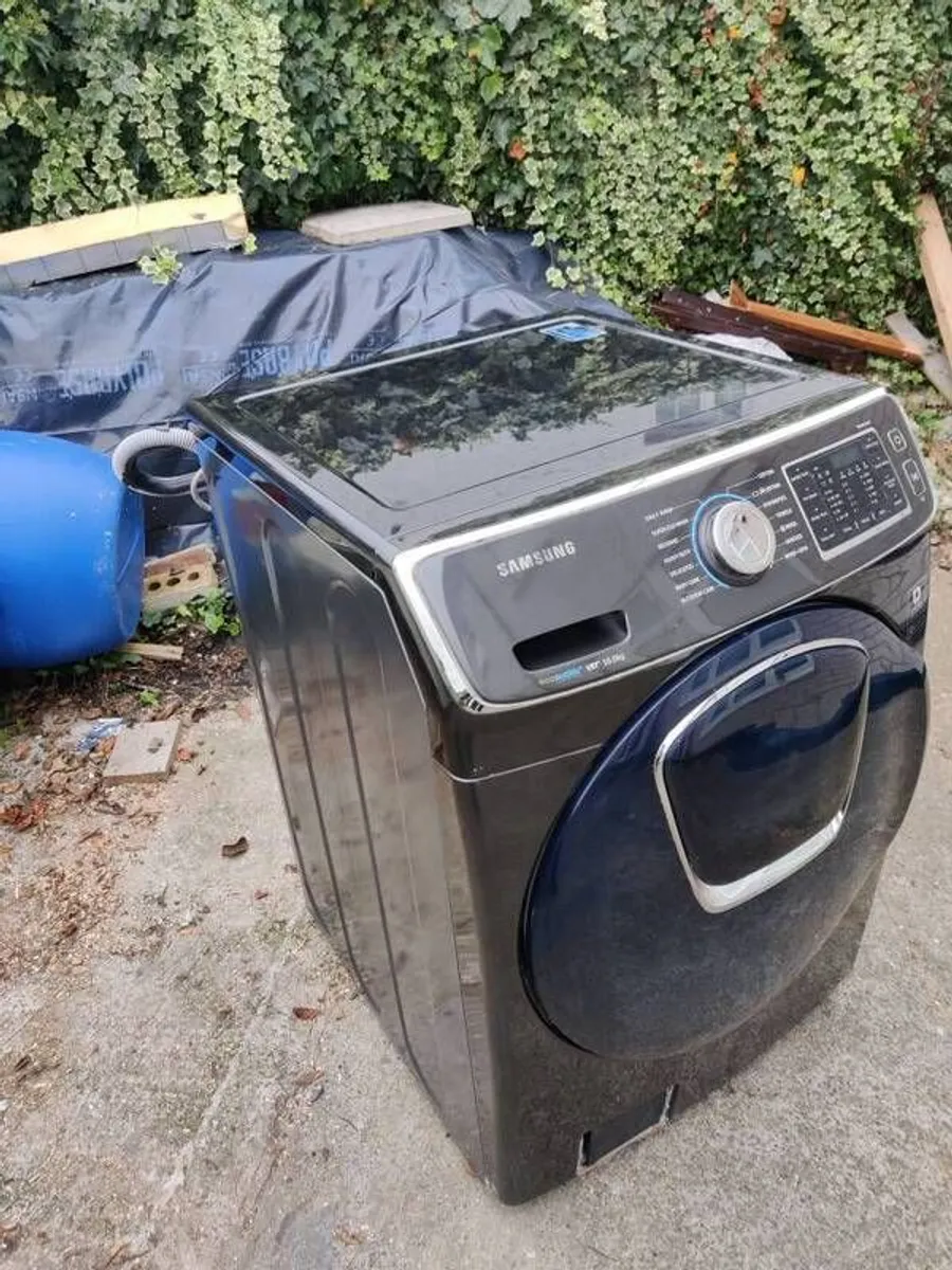 washing - Image 1