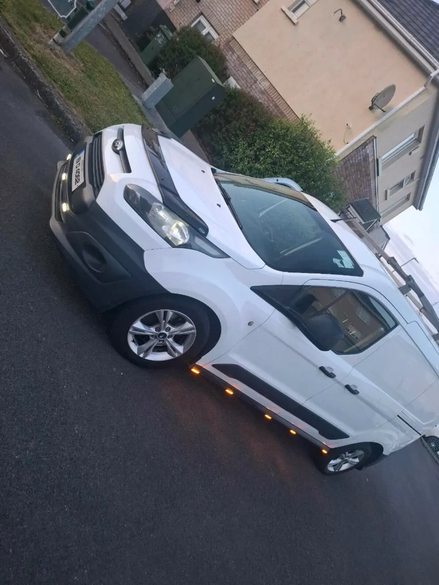 Ford tranzit conect 2015 - Image 1