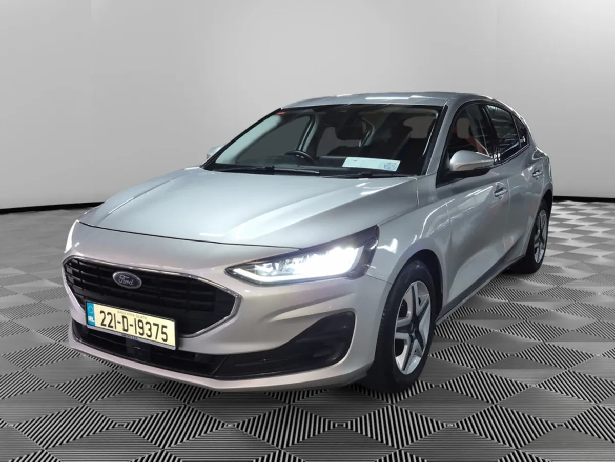 Ford Focus CONNECTED 5DR 1.5 TD 120 S6 S6.2 A8 4DR - Image 1