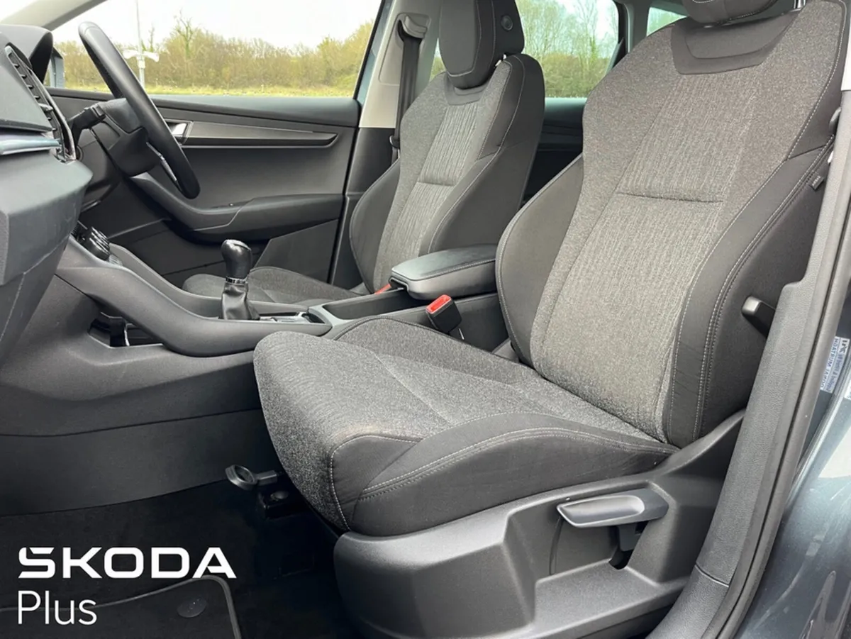 Skoda Karoq STYLE 2.0 TDI 150HP 5DR - Image 4