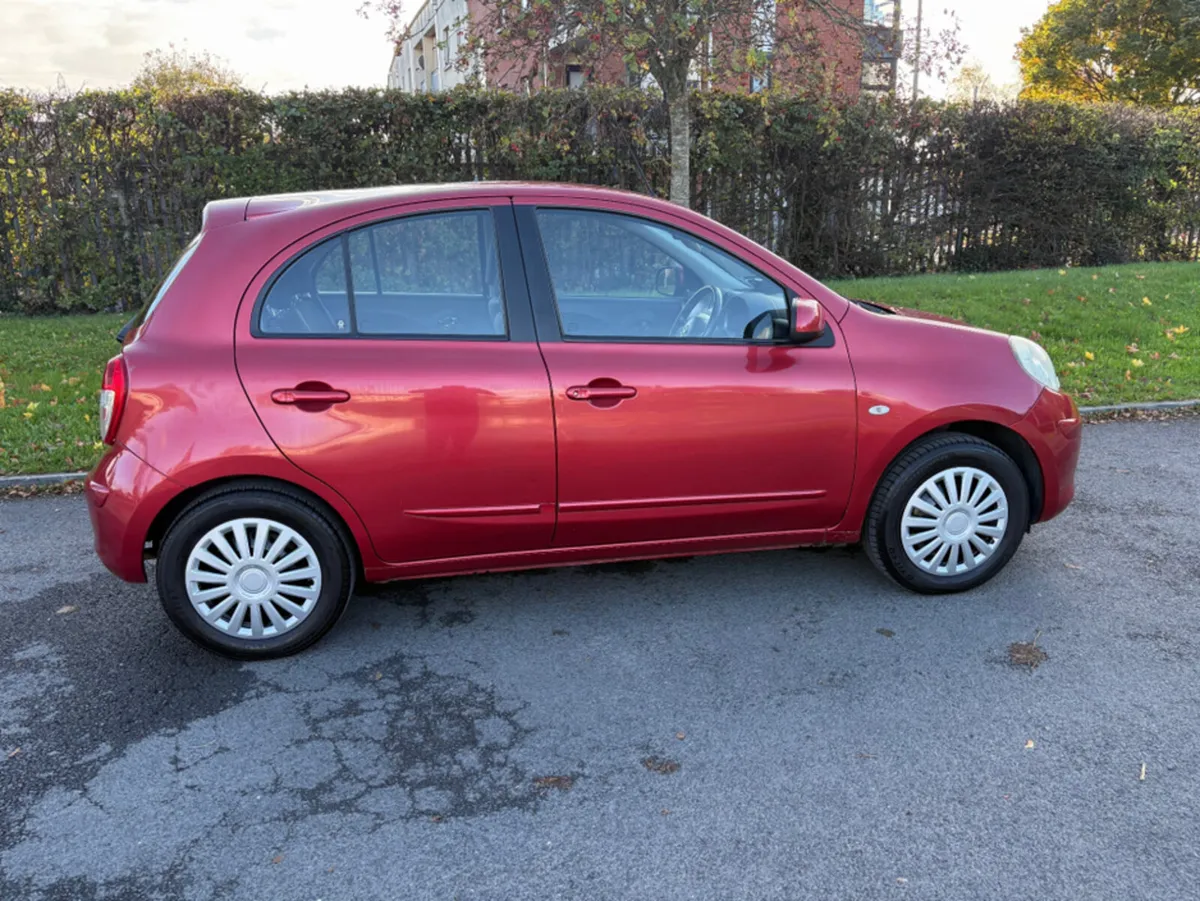 Nissan Micra 1.2 5DR SV CVT AUTO - Image 3