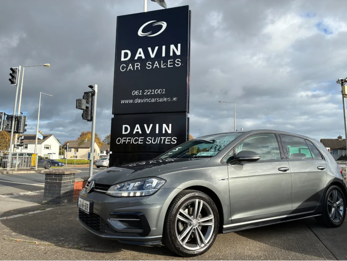 Volkswagen Golf R-LINE 1.5 TSI MANUAL 6SPEED FWD 5 - Image 1