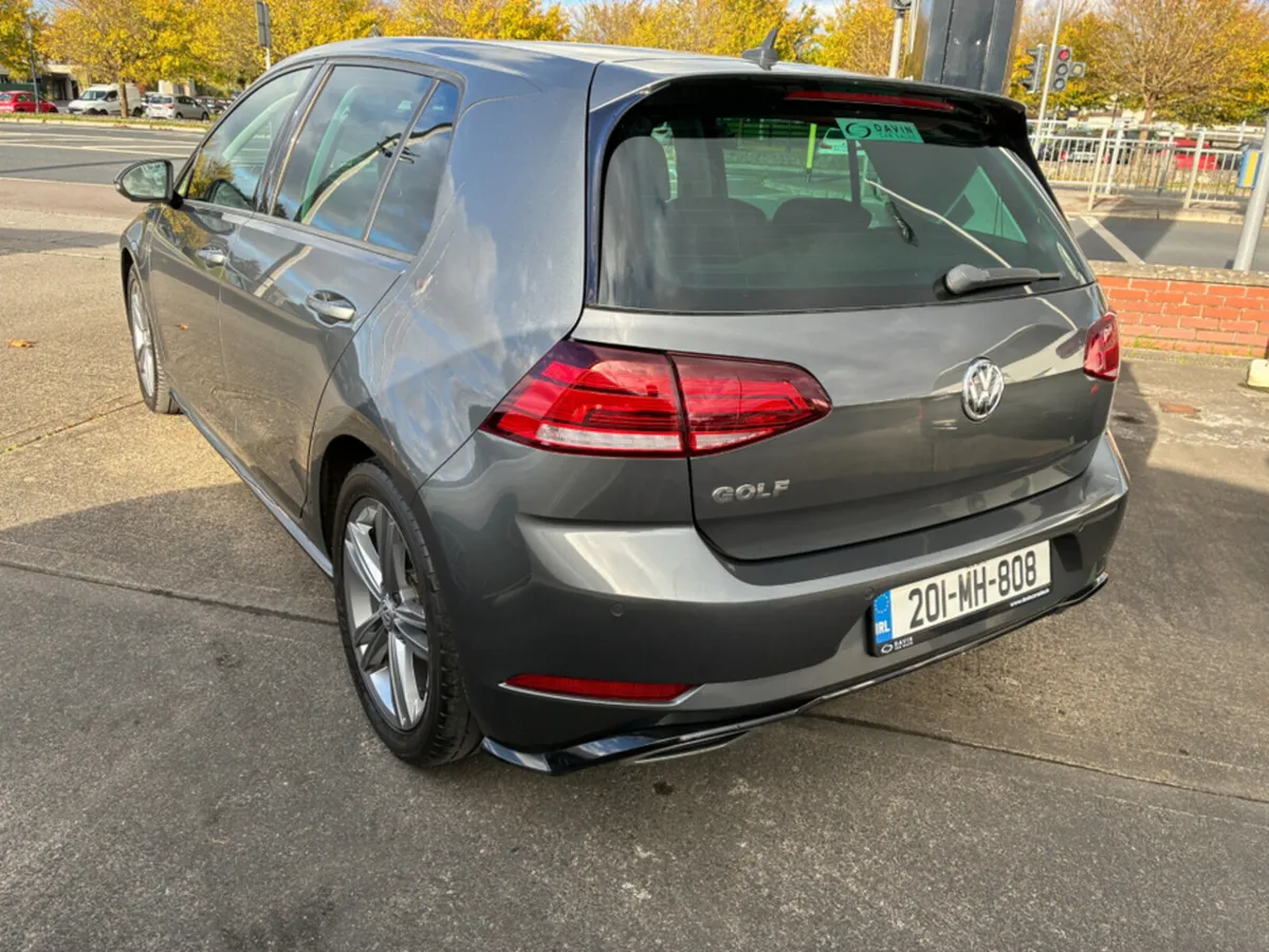 Volkswagen Golf R-LINE 1.5 TSI MANUAL 6SPEED FWD 5 - Image 4