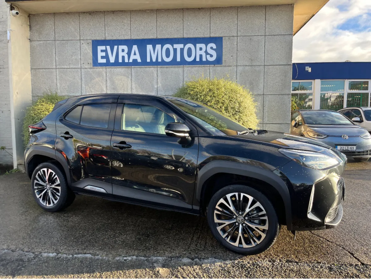 Toyota Yaris Cross Z HYBRID AUTOMATIC 1.5 PETROL / - Image 3