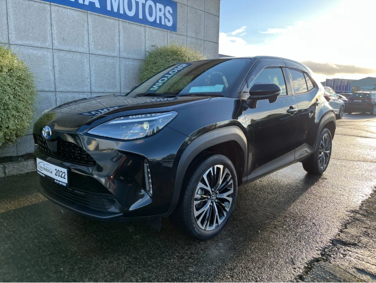 Toyota Yaris Cross Z HYBRID AUTOMATIC 1.5 PETROL / - Image 4