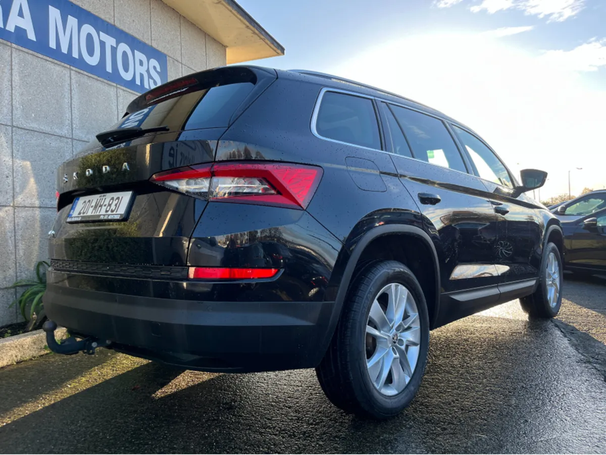 Skoda Kodiaq 7 SEATER AUTOMATIC AMBITION 2.0 TDI 1 - Image 4