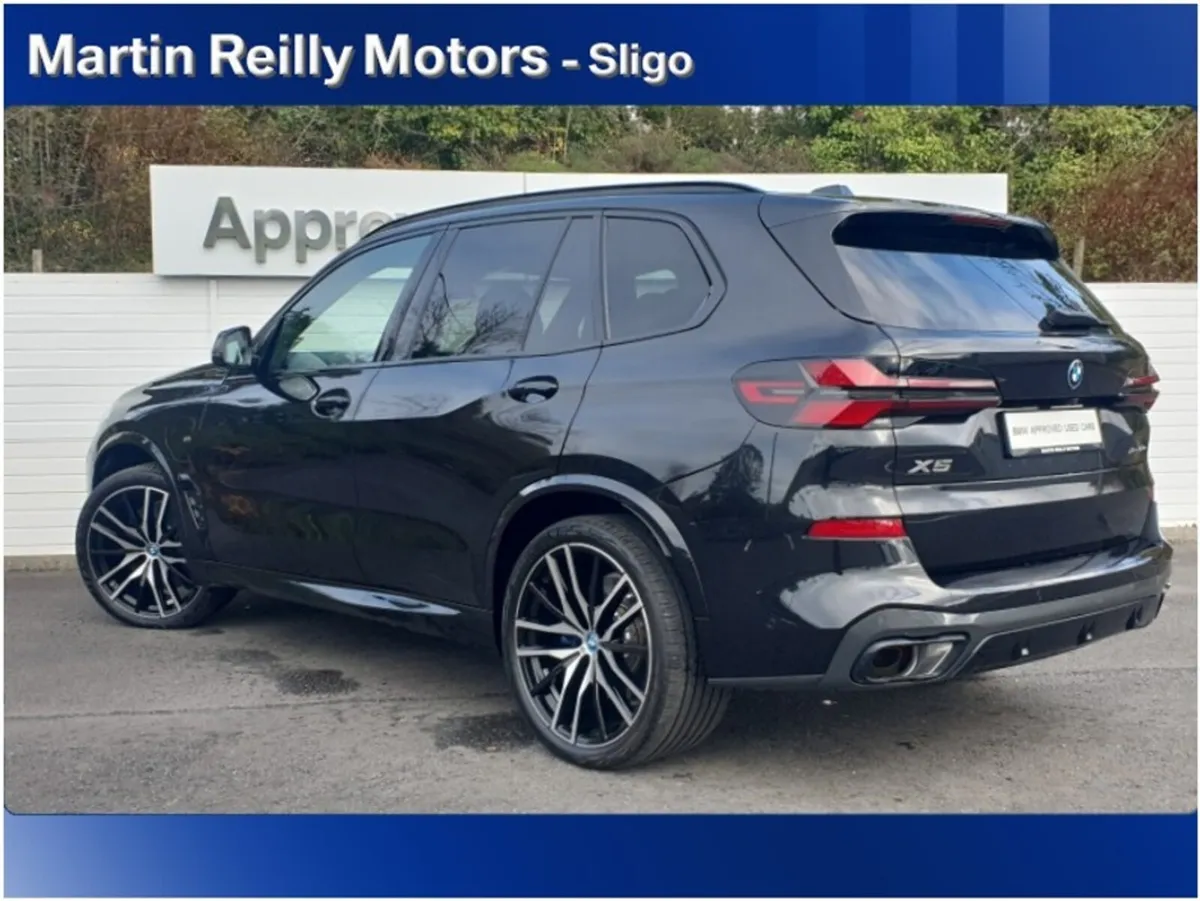 BMW X5 xDrive50e M Sport - Panoramic Glass Sunroof - Image 3