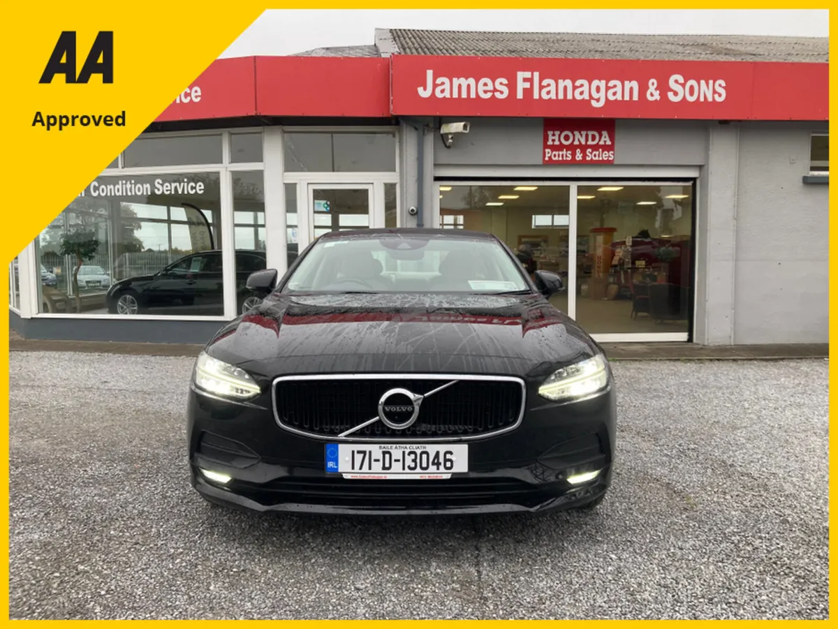 Volvo S90 D4 MOMENTUM GT 4DR AUTO - Image 2