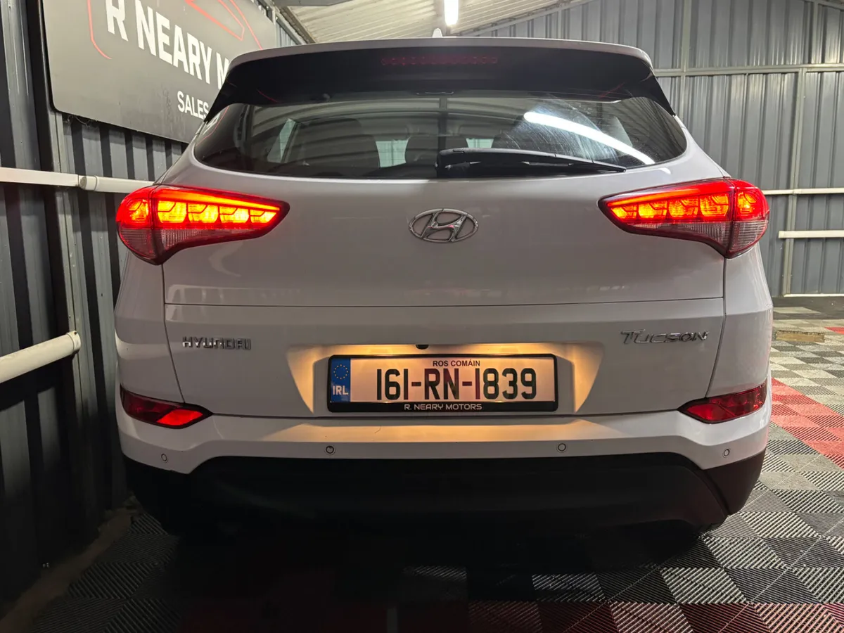 2016 Hyundai Tucson 1.7 Diesel Comfort Manual - Image 2