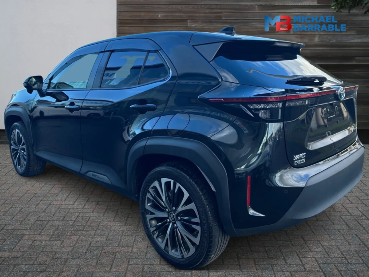 Toyota Yaris Cross 1.5L Petrol Hybrid Automatic - Image 4