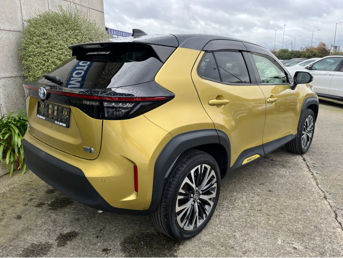 Toyota Yaris Cross Z HYBRID AUTOMATIC 1.5 PETROL / - Image 4