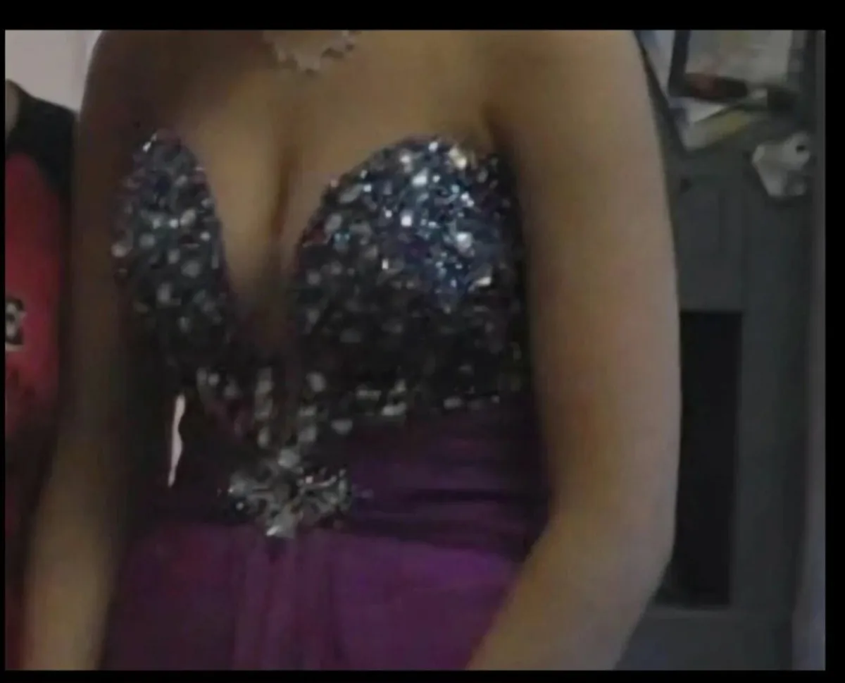 Graduation dress - Image 3
