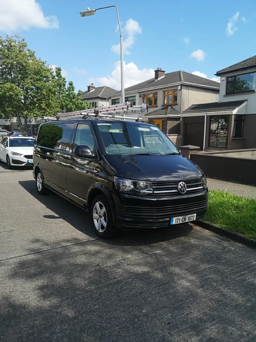 Volkswagen Transporter 2017 DSG - Image 1