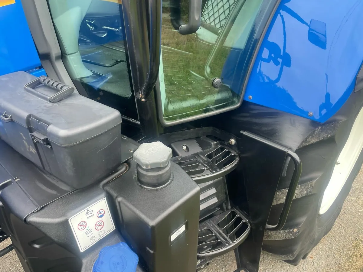 2021 NH T6.180 Dynamic 3800 hrs McMurray Tractors - Image 2
