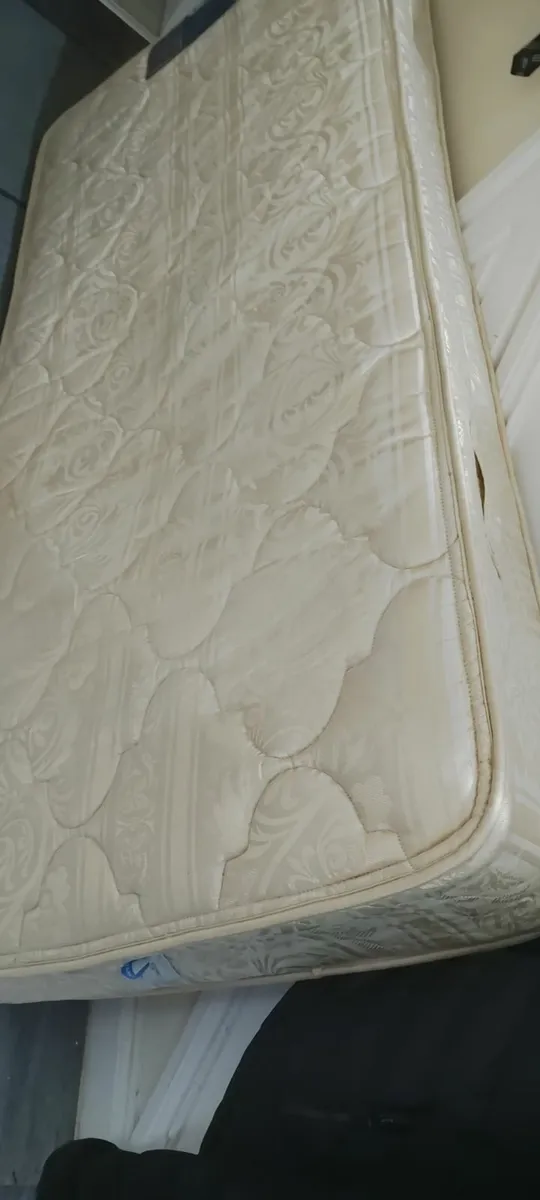 Free Single bed mattress - Image 1