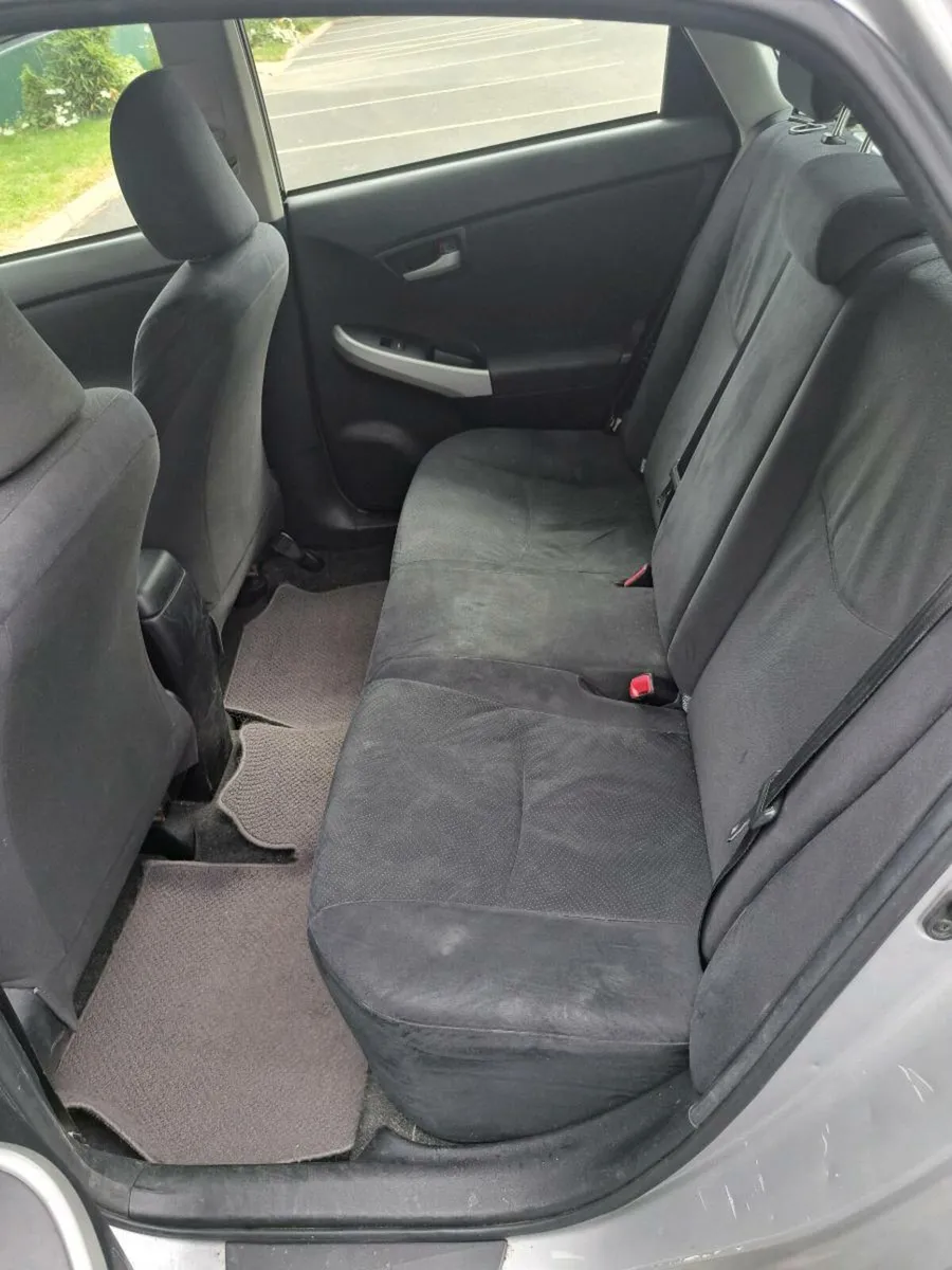 Toyota Prius 2013 - Image 3