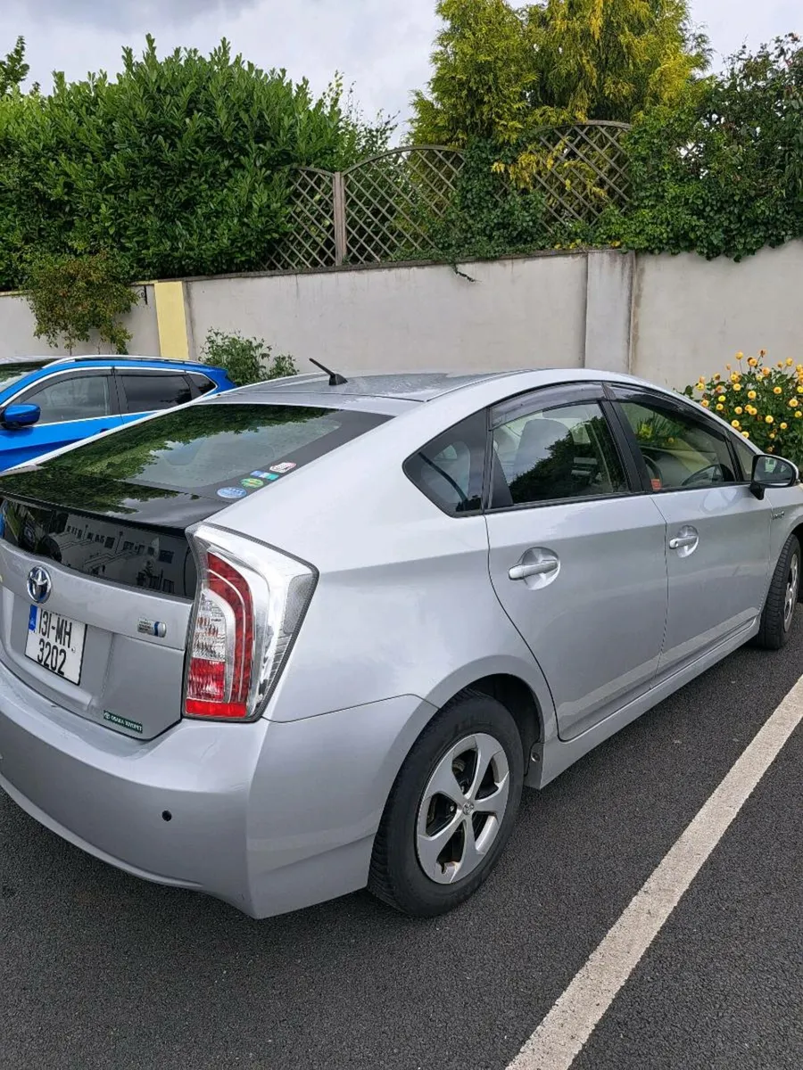 Toyota Prius 2013 - Image 4