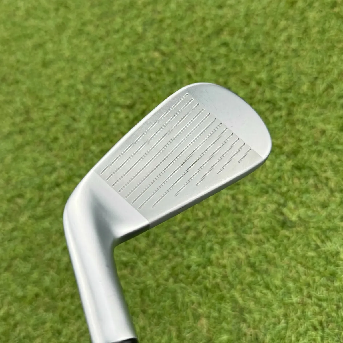 Taylormade P.DHY Utility #2 Iron 18° / Stiff - Image 3