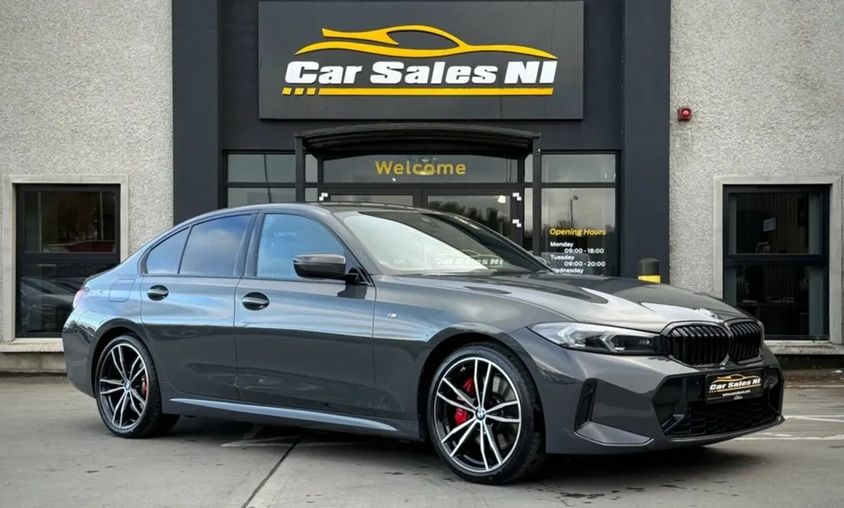 2.0 320i M Sport Saloon 4dr Petrol Auto Euro 6 (s/ - Image 1