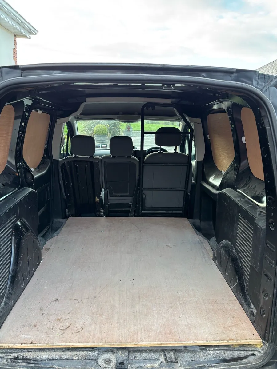 Peugeot Partner van - Image 4