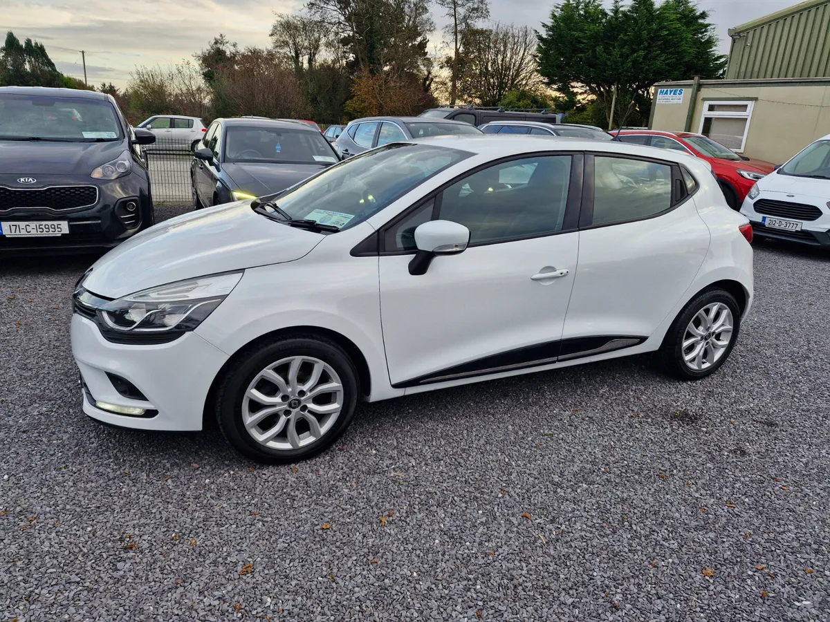 Renault Clio 2017 - Image 2