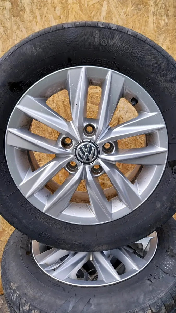 2020 Volkswagen Caddy Alloy Wheels Set 195/65R15 - Image 1