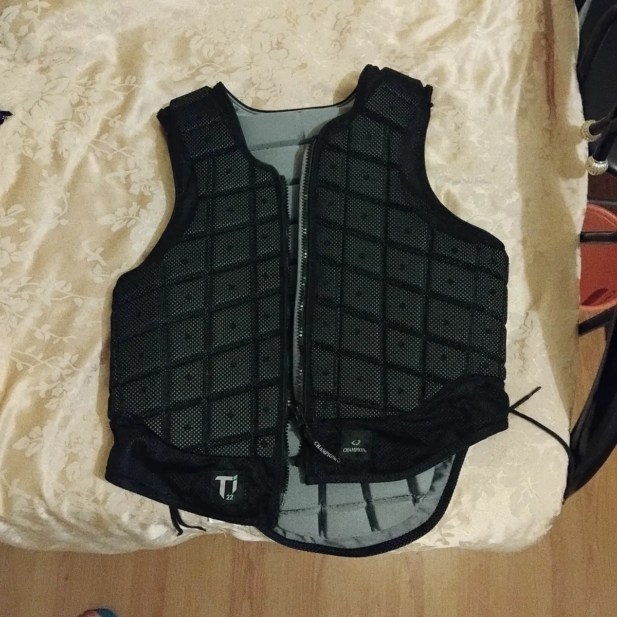 Back protector - Image 4
