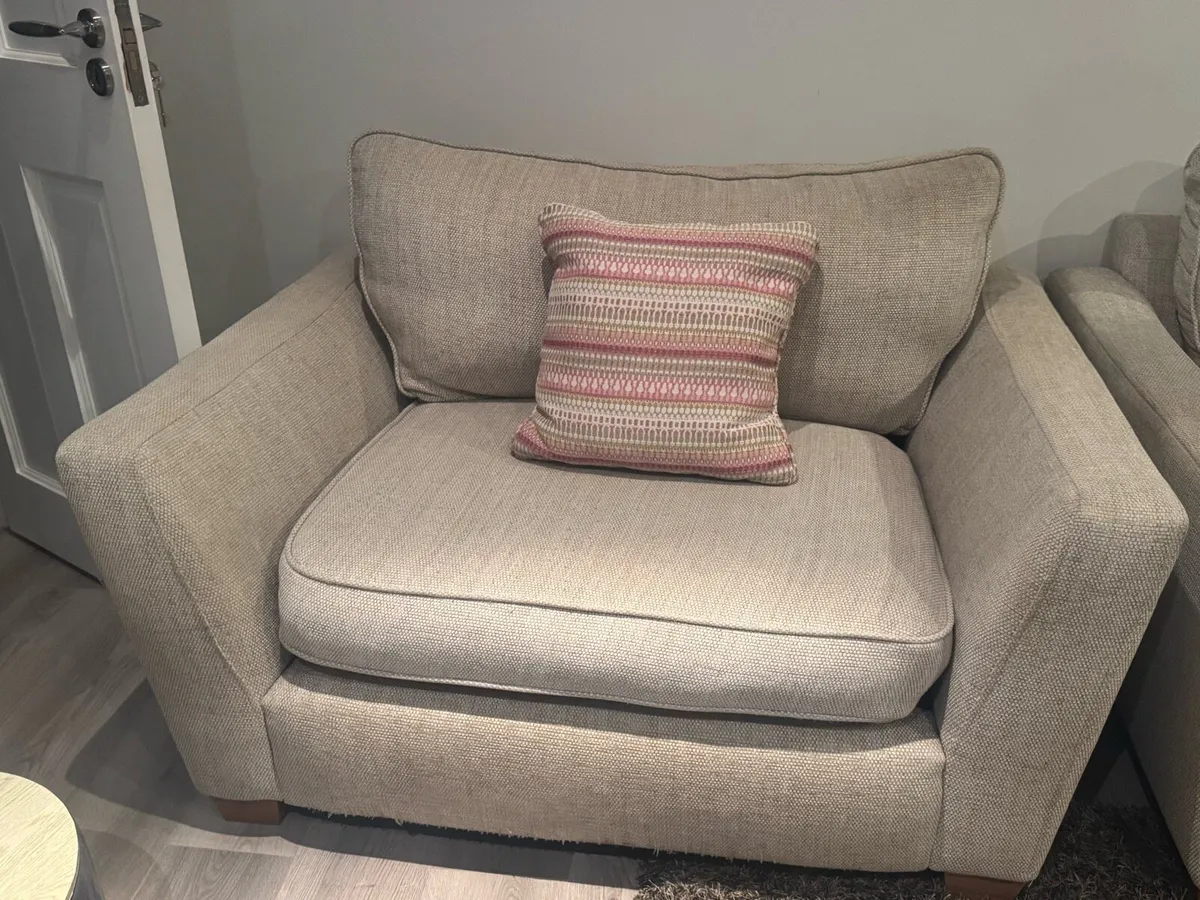 DFS fabric corner suite and Love seat - Image 3
