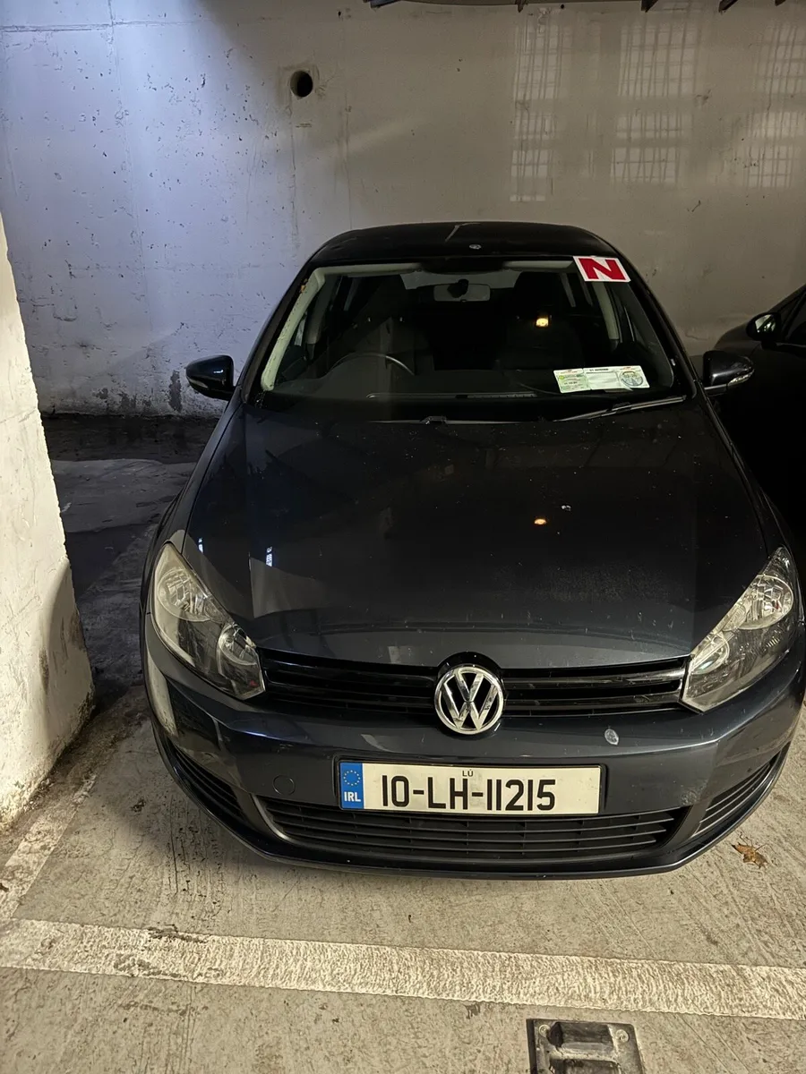 VW Golf TDI 1.6 2010 - Image 2