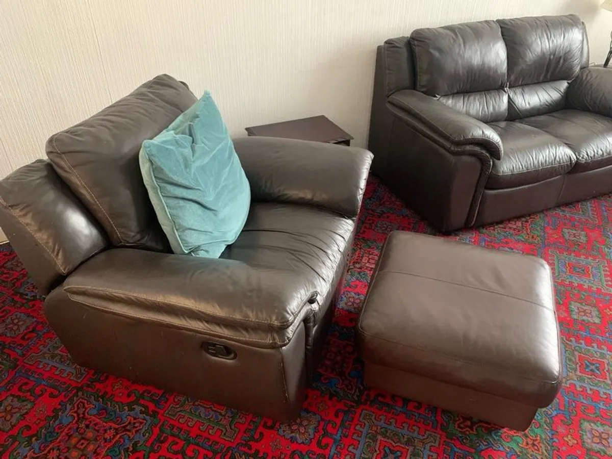 3 Piece Recliner Suite + Footstool - Image 3