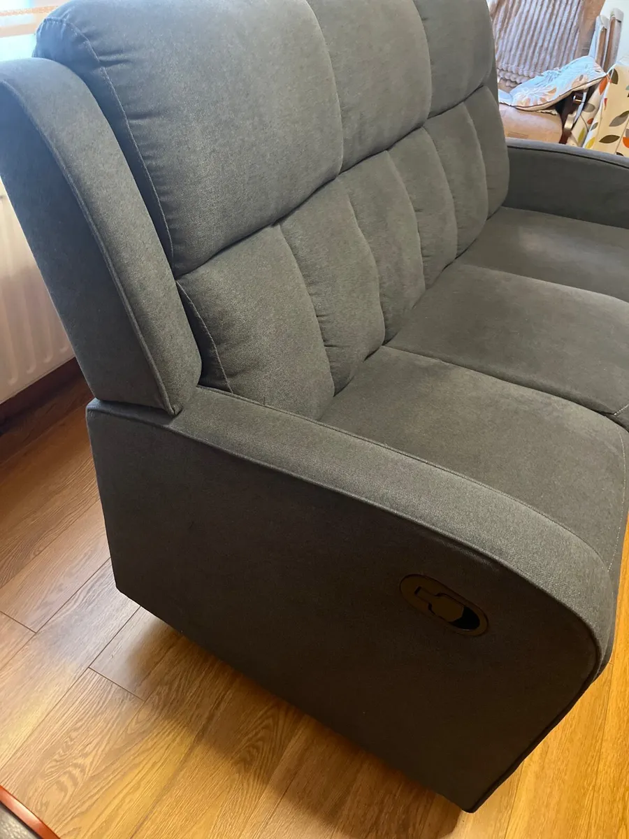 3 Seater Recliner Sofa - Image 2