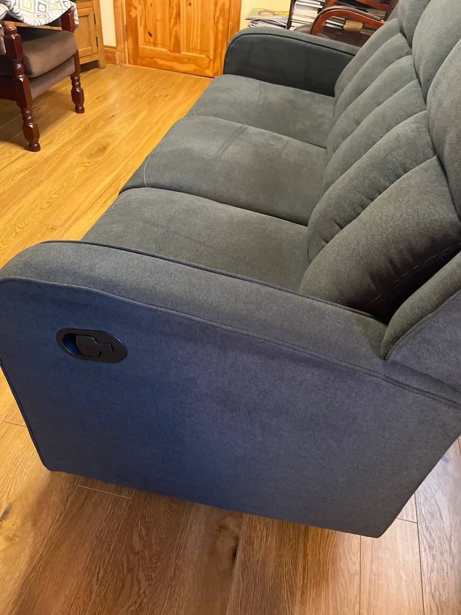 3 Seater Recliner Sofa - Image 3