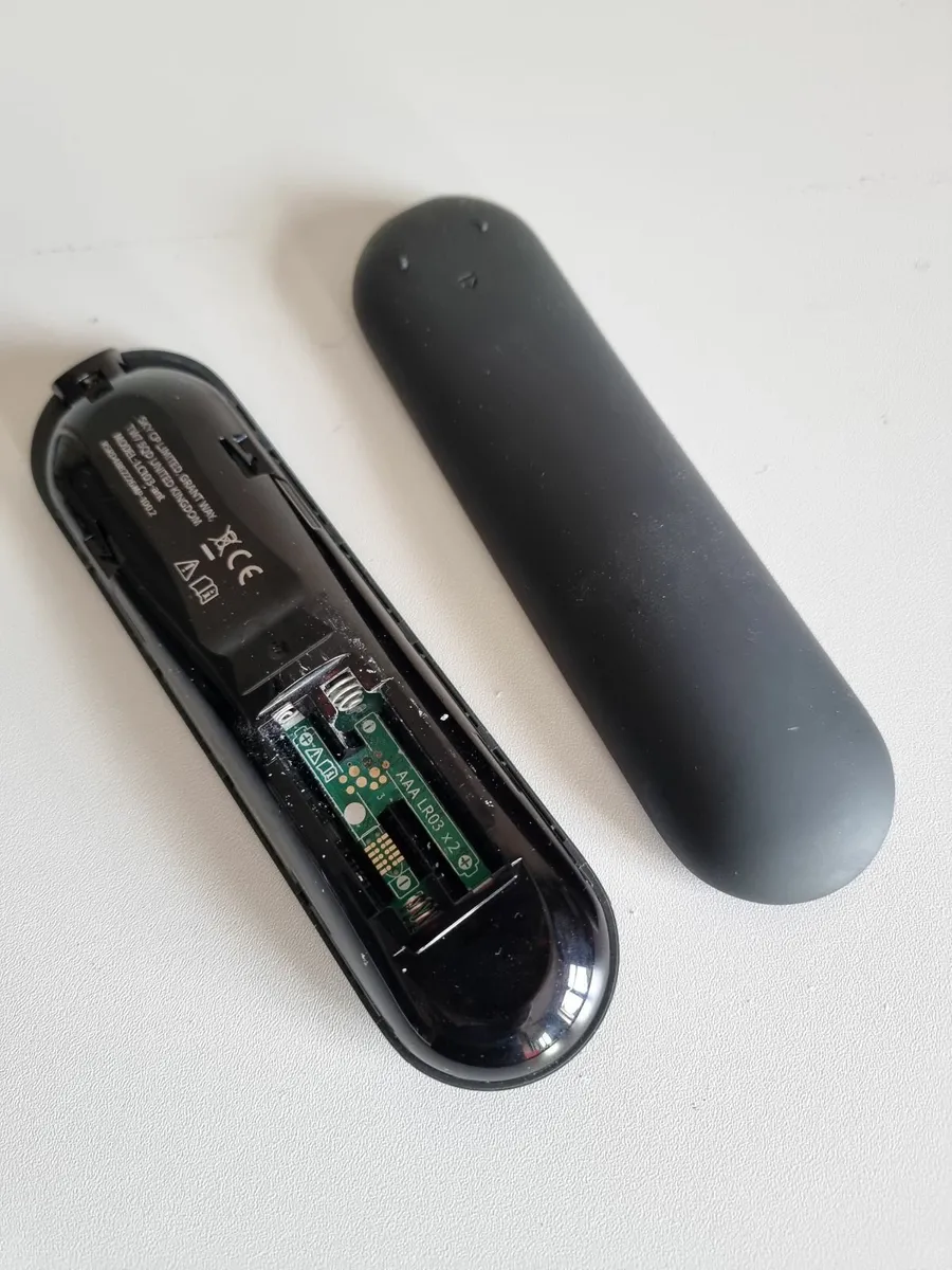 Sky Q Remote control  *BRAND NEW* - Image 3