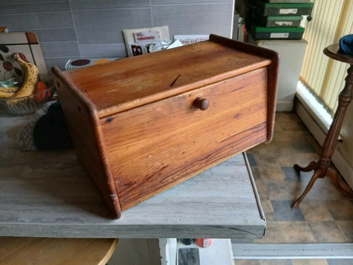 Bread bin - Image 1