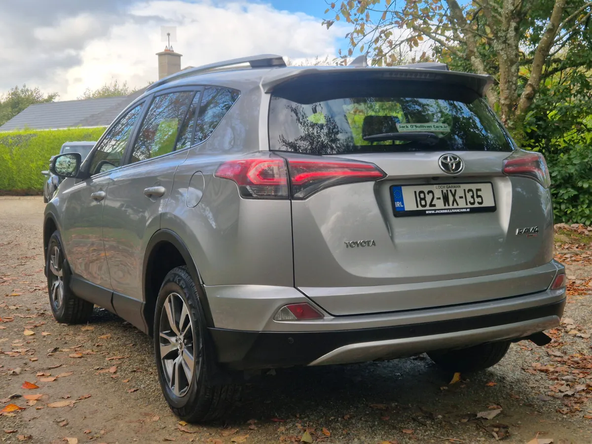 182'TOYOTA RAV-4 2.0 DIESEL - Image 4