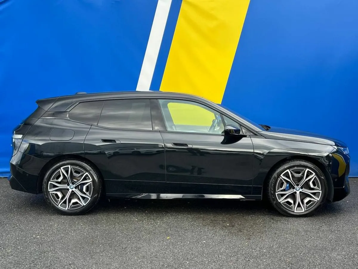 BMW iX MSPORT XDRIVE40 // VIRTUAL COCKPIT // HEADS - Image 3