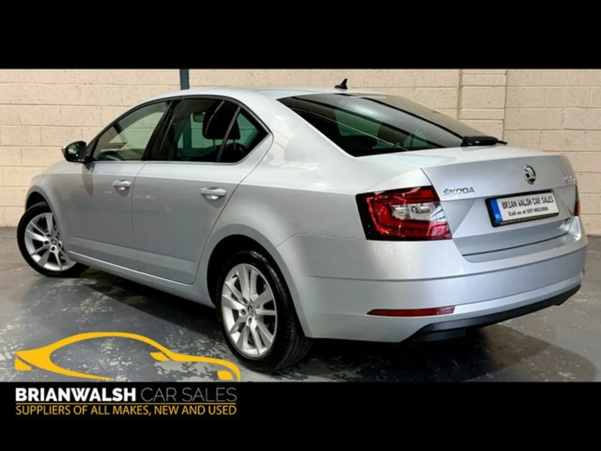 Skoda Octavia STYLE 1.6 TDI 115HP 4DR - Image 3