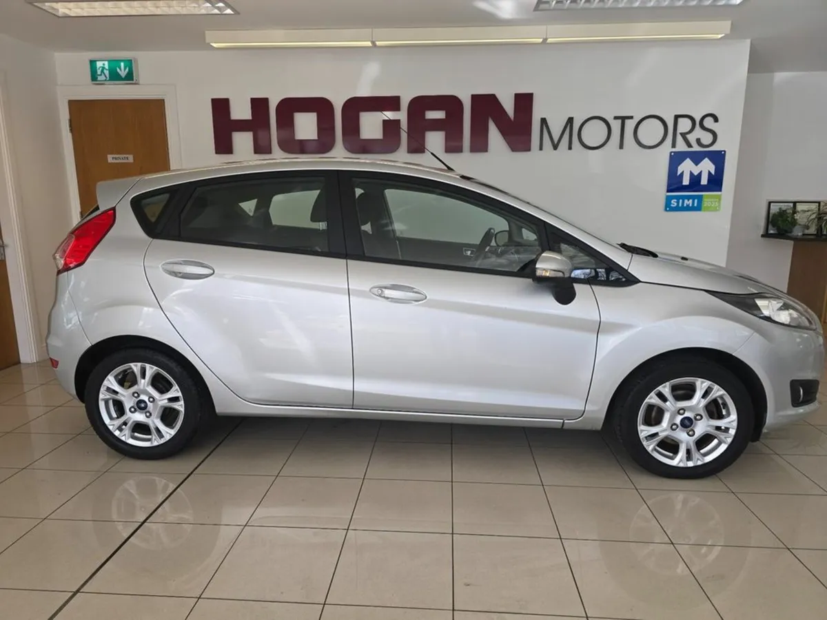 Ford Fiesta Zetec 1.25 5DR H/B * New Model * - Image 3