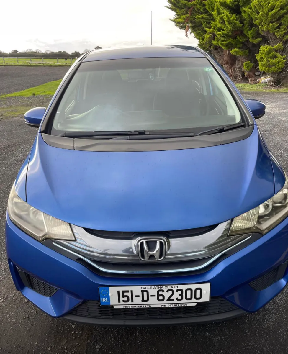 Honda Fit Hybrid Automatic - Image 2