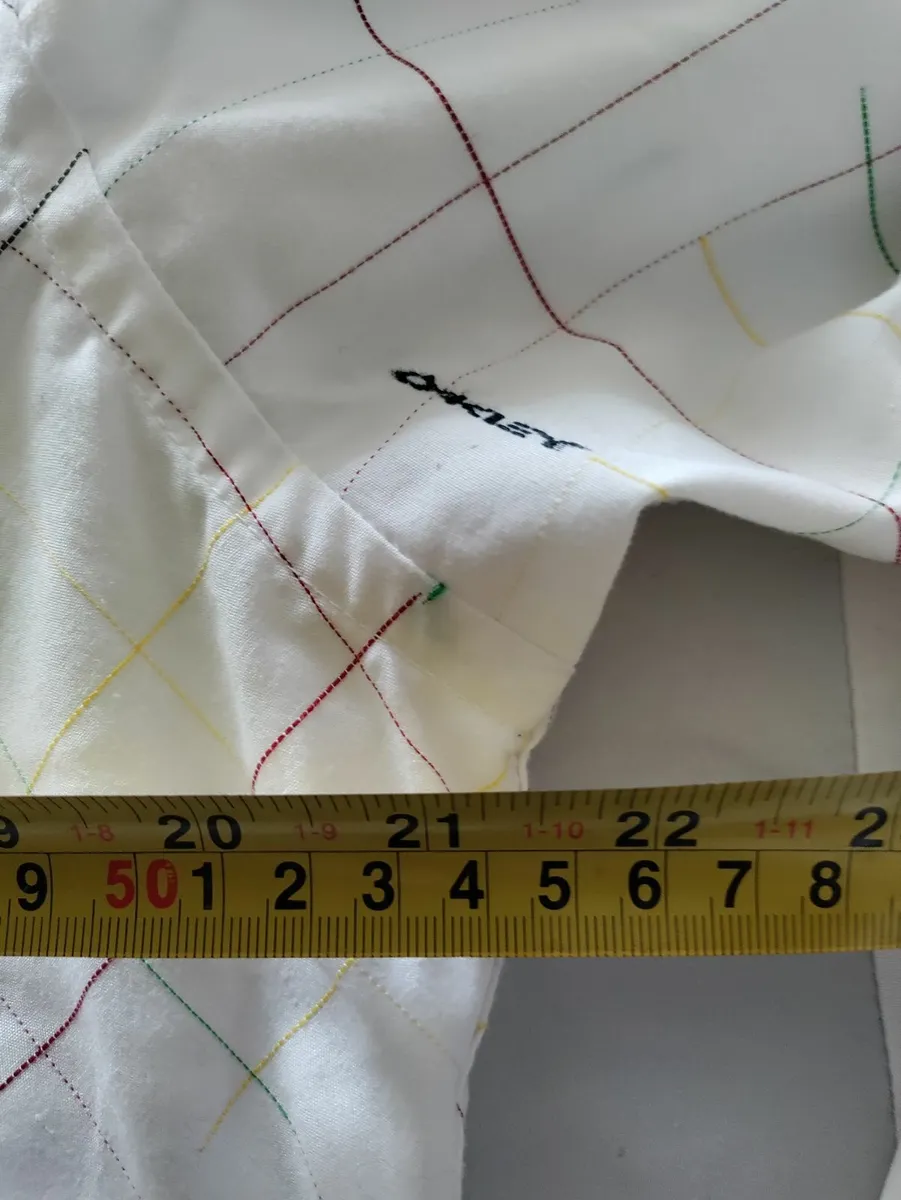 Oakley shirt L - Image 3