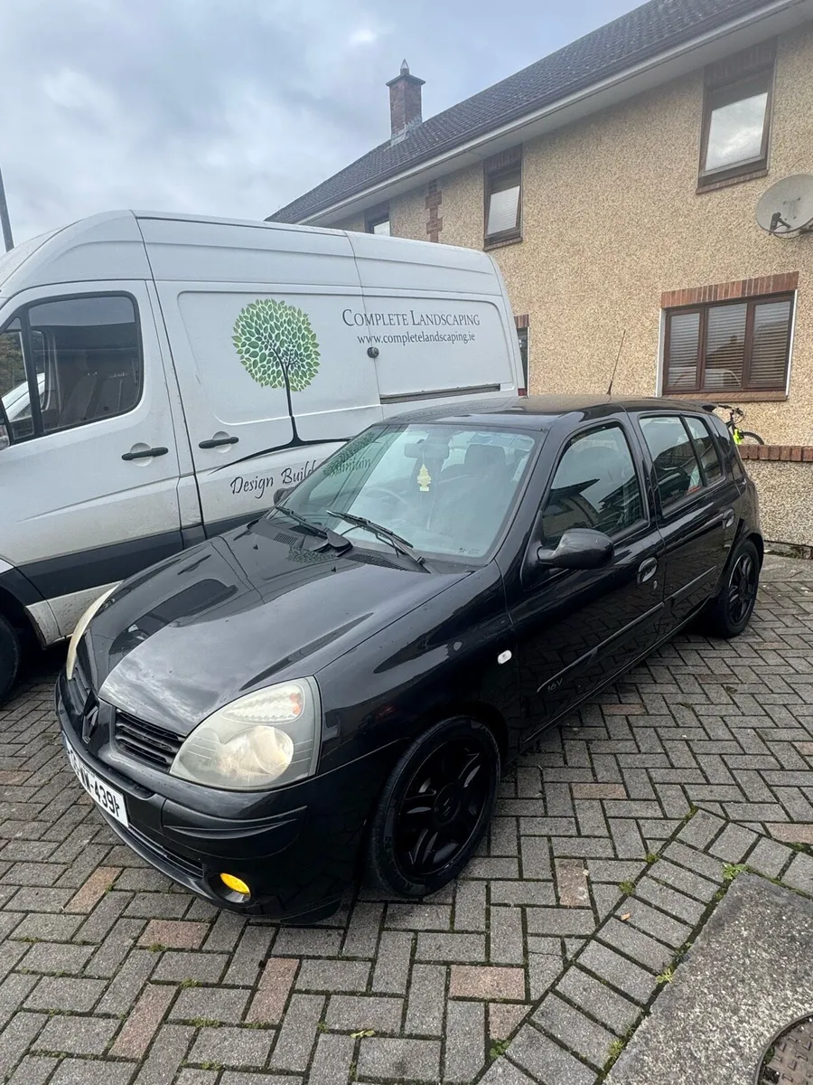 Renault Clio - Image 4
